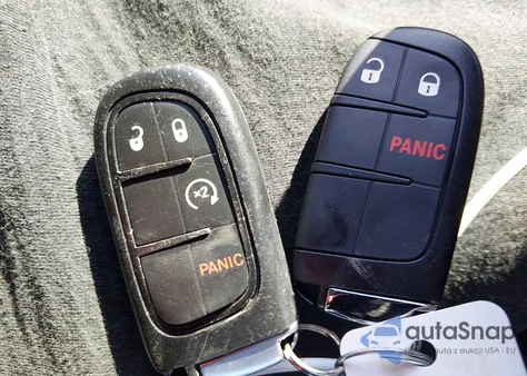 2023 Jeep Renegade Latitude 4X4 из США, поврежденный, VIN ZACNJDB16PPP21201